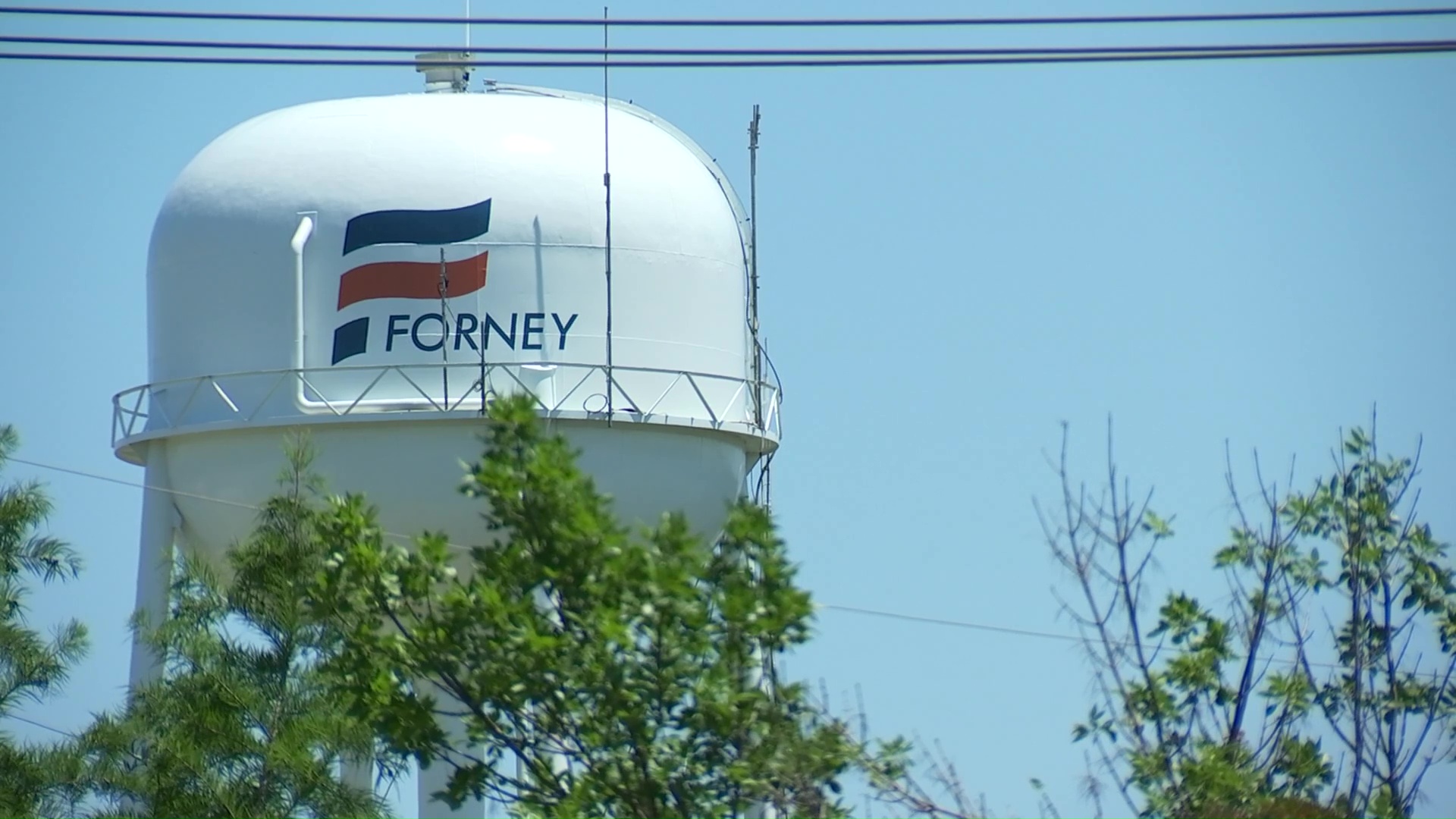 Forney water tower