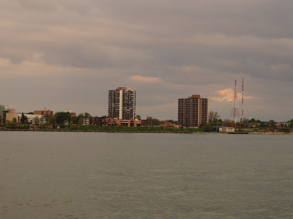 Detroit Riverwalk — Detroit