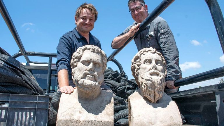 1700 Year Old Roman Statues Found