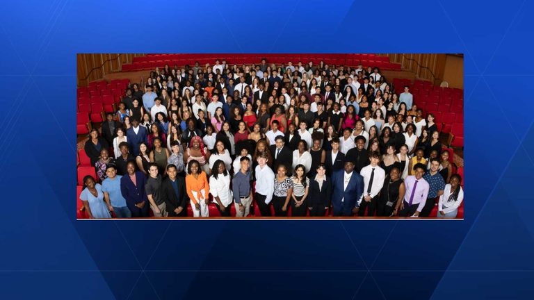 200 Palm Beach Co Students Receive George Snow Scholarship