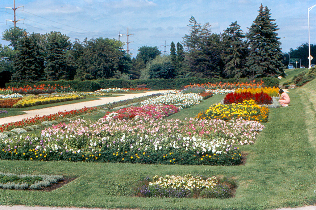 Sinnissippi Park & Sunken Gardens — Rockford
