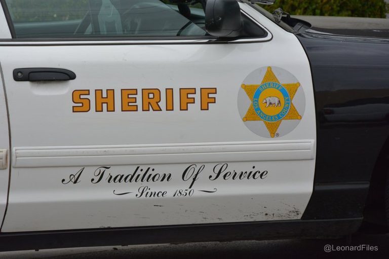 5 Hurt In Lakewood Car Crash