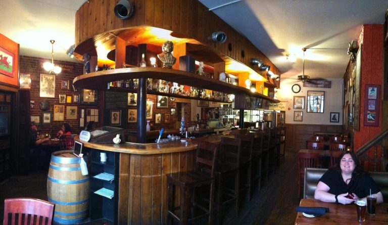 Dressel's Pub — St Louis