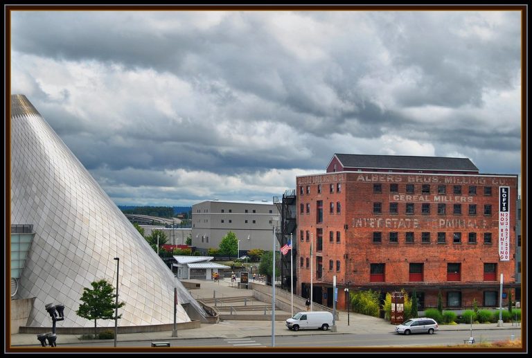 Tacoma Glassblowing Studio — Tacoma