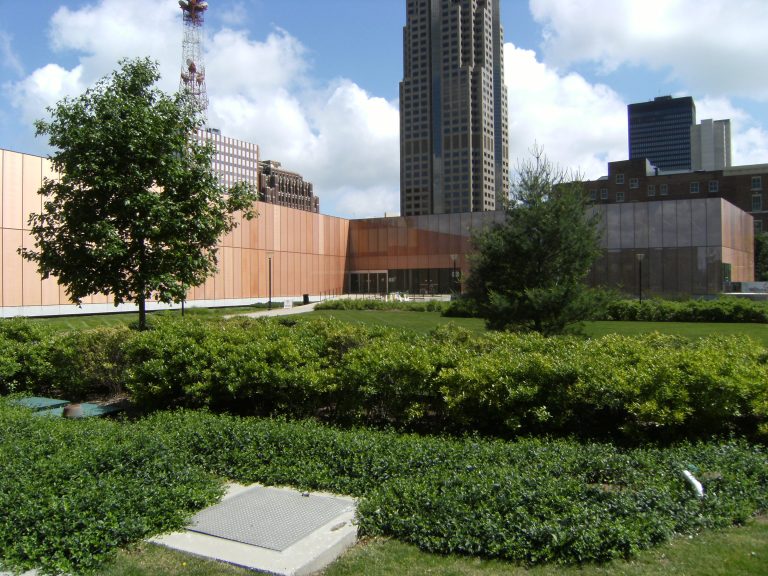 Des Moines Central Library — Des Moines