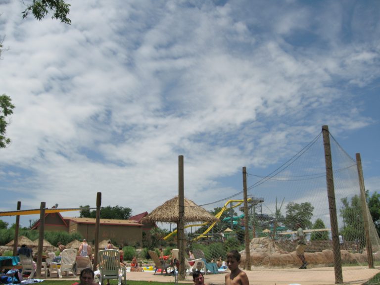 Hawaiian Falls Garland — Garland