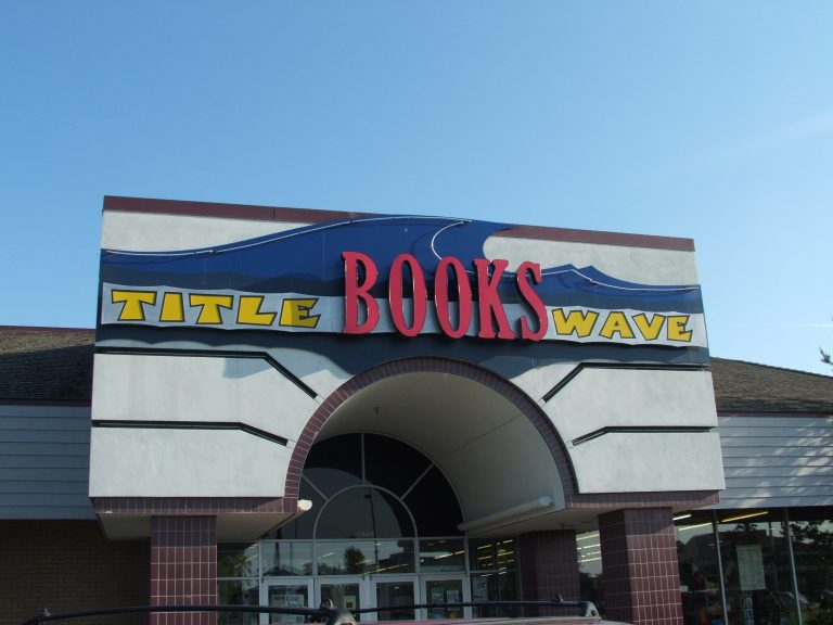 Title Wave Books — Anchorage