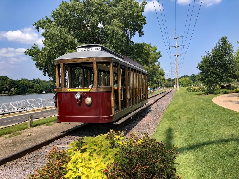 Nicholas Conservatory & Gardens — Rockford