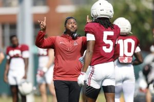 Alabama Football Lands Three Star Cb