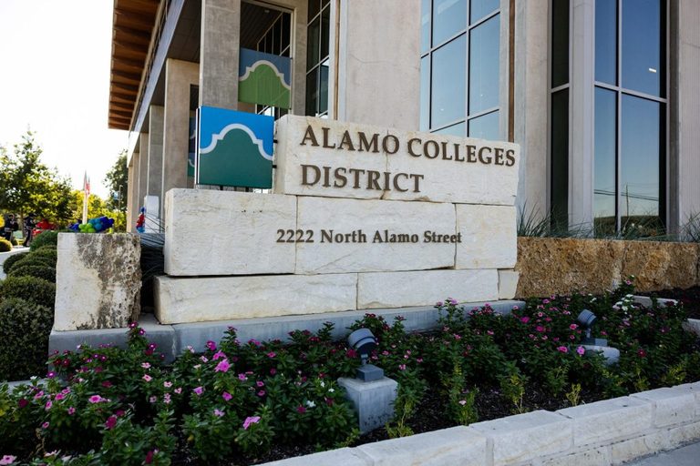 Alamo Colleges Seeks Approval For Land Surveying Certificate