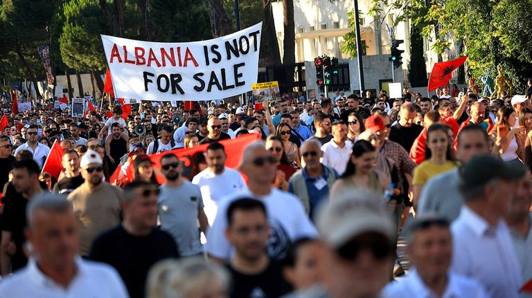 Albanian Protests Demand Pm S Resignation