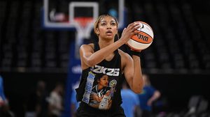 Angel Reese S Unconventional Shooting Form Sparks Online Debate