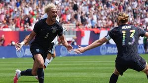 Antonee Robinson S Goal Boosts U S Spirits Despite Loss To Germany