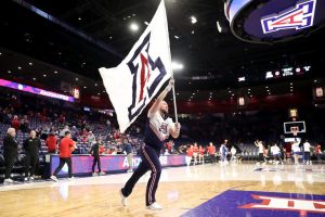 Arizona Women S Basketball Hires Devan Newman