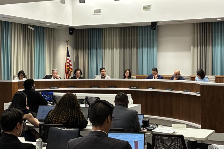 Austin Isd Adopts 887M Budget