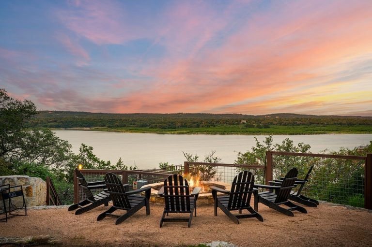 Austin Surf Lodge Opens In Spicewood