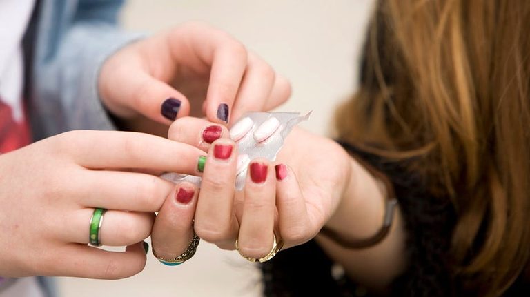 Benadryl Abuse Rises Among Teens