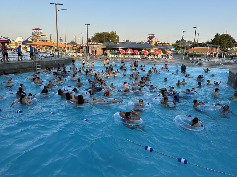Boise S Roaring Springs Hosts Pop Girl Summer Party
