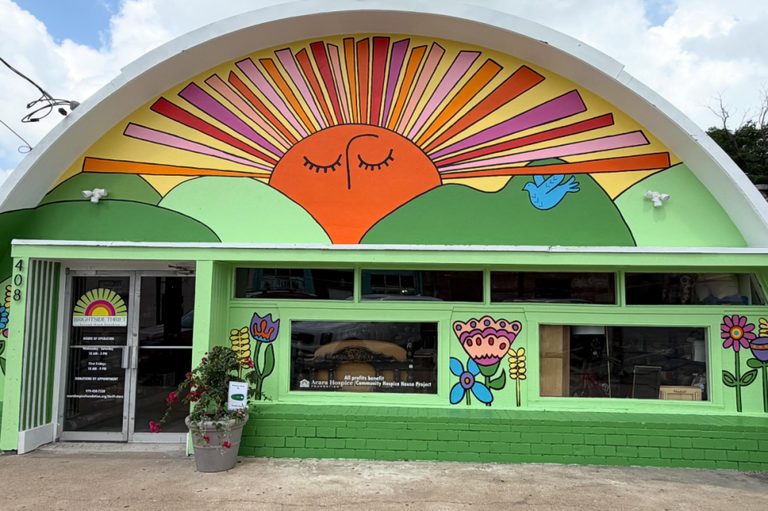 Brightside Thrift Opens In Bryan