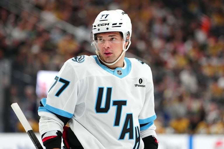 Bruins Acquire Jj Peterka