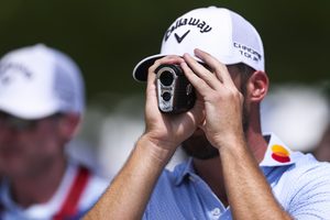 Bushnell Tour V7 Shift Rangefinder Enhances Golf Game