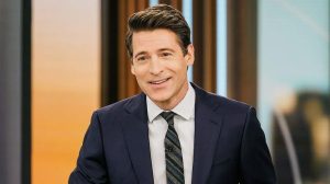 Cbs Anchor Defends Leadership Amid Controversy