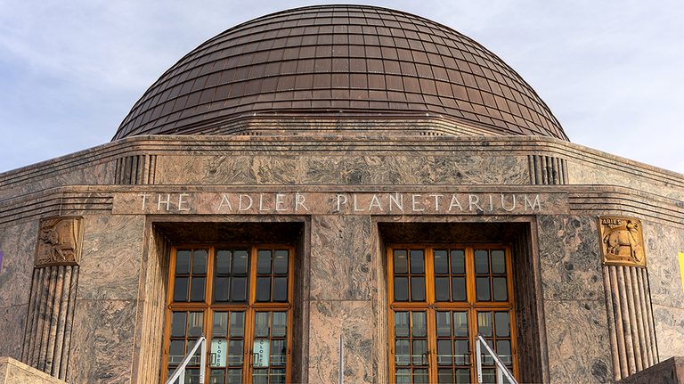 Cbs Crew Attacked Near Chicago Museum