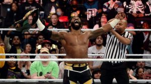 Cedric Alexander Retains X Division Title