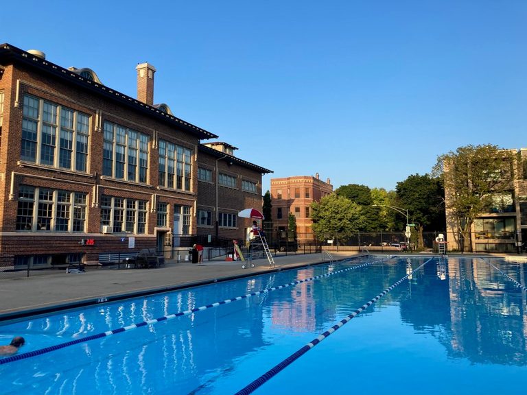 Chicago Outdoor Pools Open Early For Summer Season