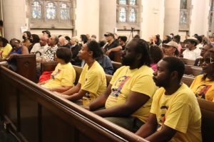 Chicago Residents Discuss Displacement