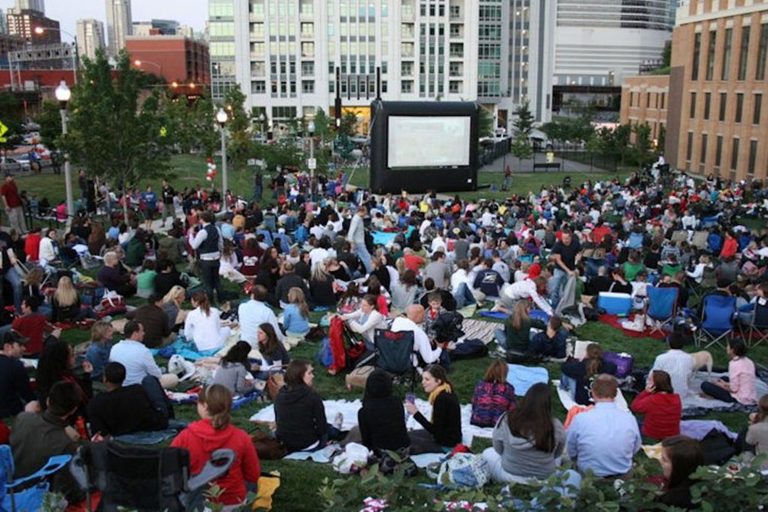Chicago S Movies In The Parks Returns