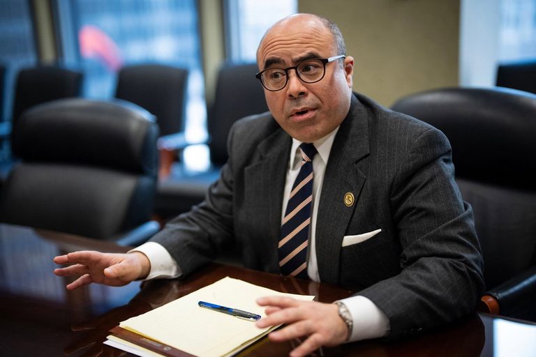 Chicago Us Attorney S Office Drops Cases