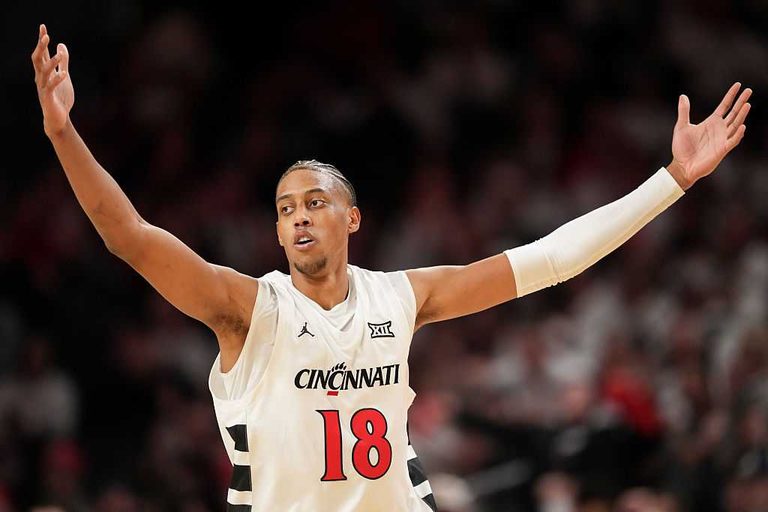 Cincinnati S Baba Miller Drafted By Clippers