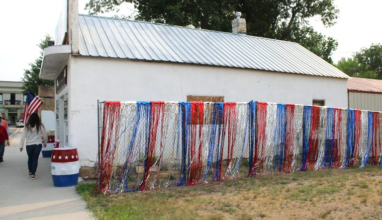Clearmont Historical Group Announces Decorating Contest