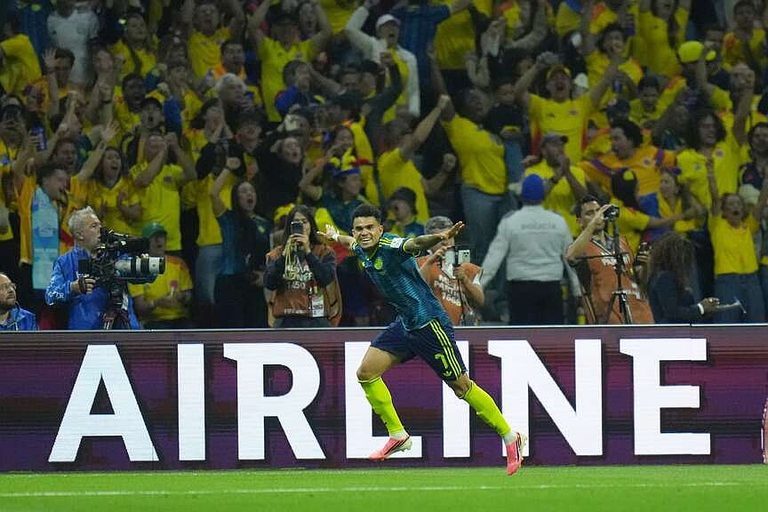 Colombia Wins 3 1 Over Uzbekistan