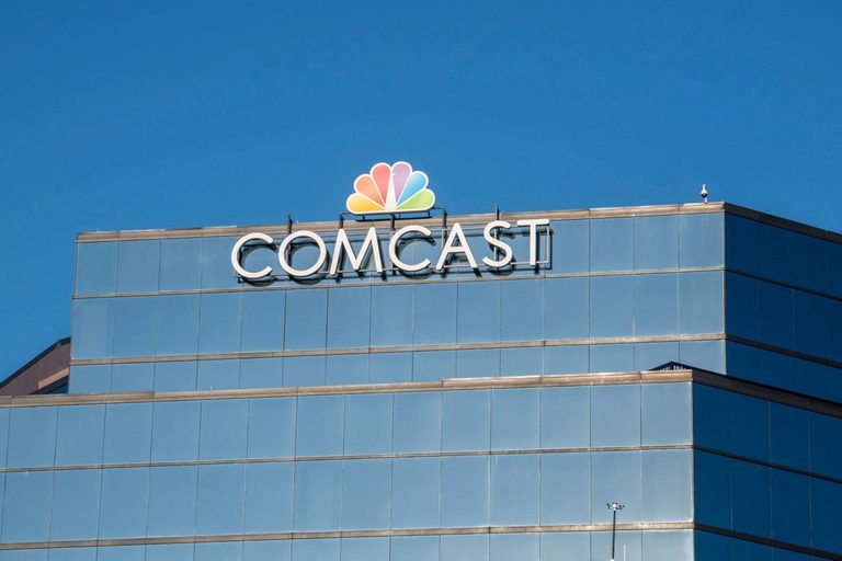 Comcast To Spin Off Nbcuniversal