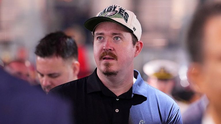 Comedian Rejects Ufc Fighter S Remark