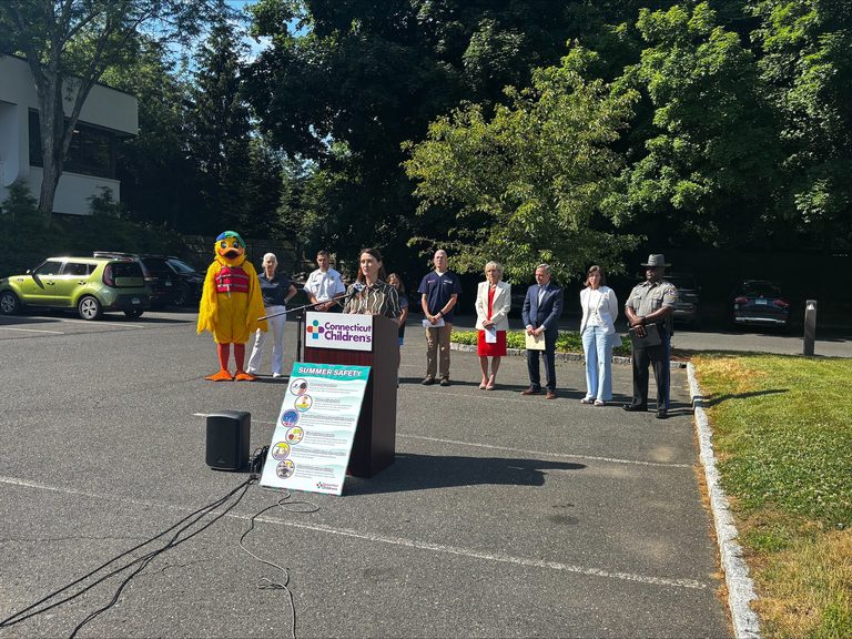 Connecticut Children S Warns Of Summer Safety Risks