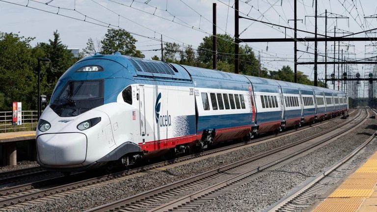 Connecticut Commuters Caught In Rail Feud