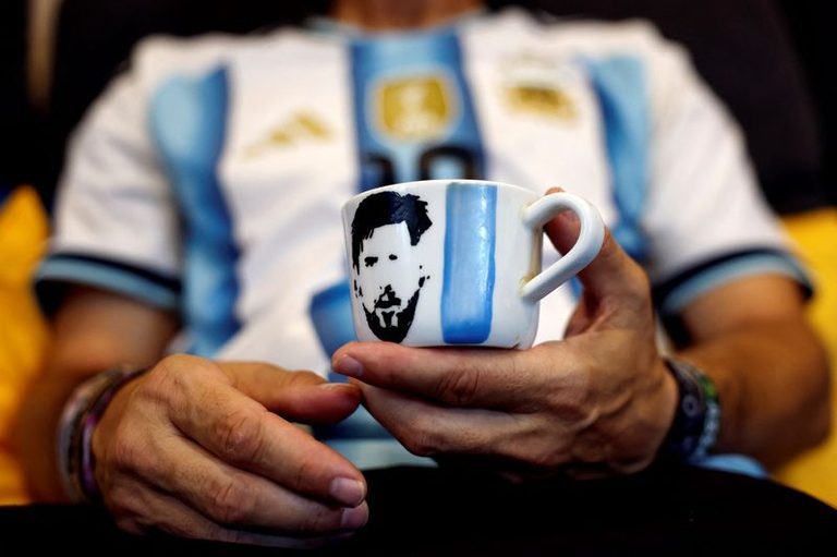 Czech Soccer Fan S Argentina Tribute