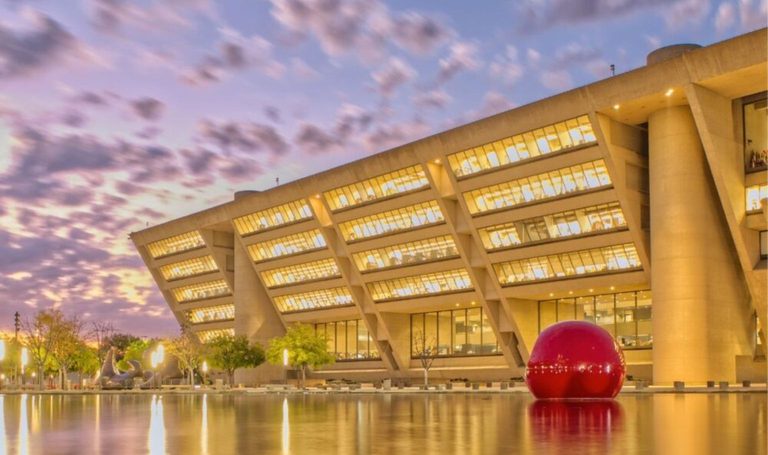 Dallas Mayor Calls New City Hall Relocation Meeting