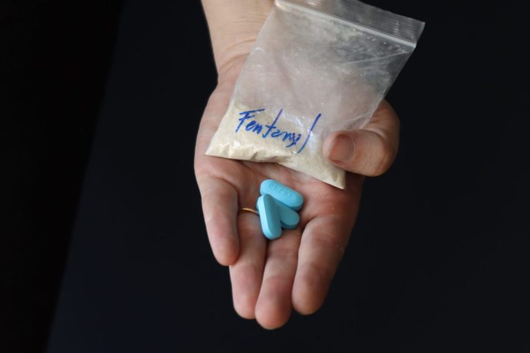 Dea Warns Of Fentanyl Laced Pills In Colorado Utah
