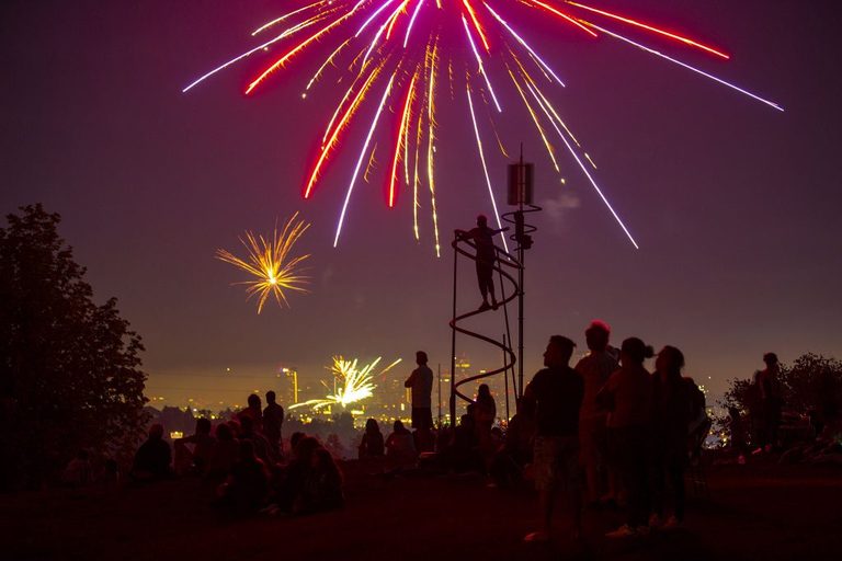 Denver Metro Celebrates 4Th Of July