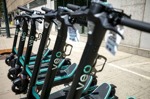 Denver S Dockless Scooters Raise Concerns Over Underage Riders