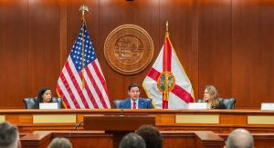 Desantis Gives State Workers 5 Day Weekend