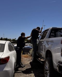 Deschutes Co Deputies Rescue Dogs From Locked Vehicle