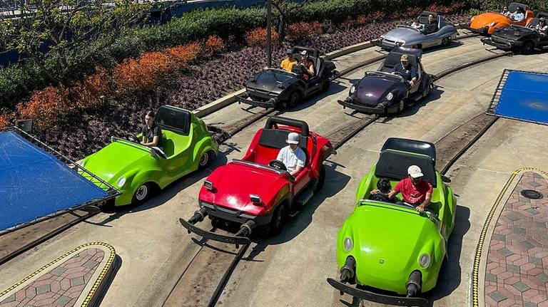 Disneyland Attraction To Switch To Electric Vehicles
