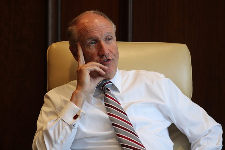 Dr Stuart Bell Named Interim Uf President