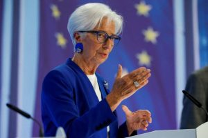 Ecb S Lagarde Urges Talks On Yuan Undervaluation