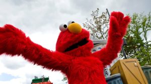 Elmo Supports Team Usa In World Cup
